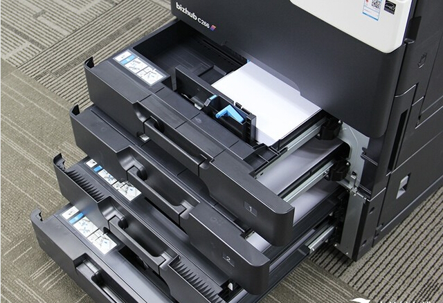 柯尼卡美能達C226紙張容量大大擴展-科頤辦公