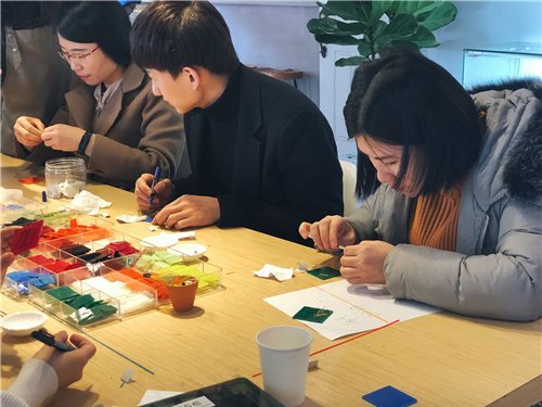 科頤2017年年會之手工DIY正在制作中...