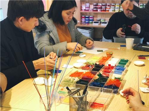 科頤2017年年會之手工DIY正在制作中...